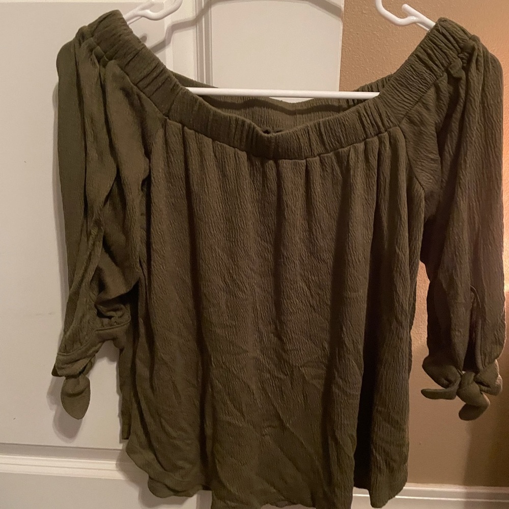 OLIVE GREEN OFF THE SHOULDER TOP